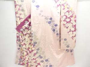 アンティーク　花模様刺繍振袖（重ね衿付き）